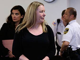 Irish nanny hoping to leave US...